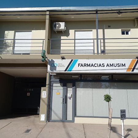 Departamentos Temporarios Raul B. Diaz Leilighet Santa Rosa  Eksteriør bilde